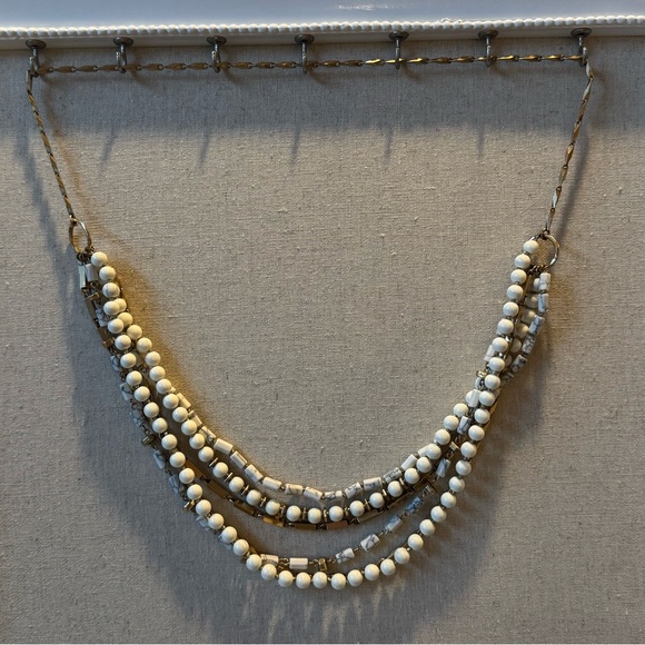 EUC Stella & Dot Vintage Sutton White Multi-Layer Necklace - Picture 3 of 4